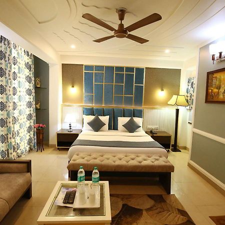A Family Hotel Oppera Near Igi Airport New Delhi Exterior photo