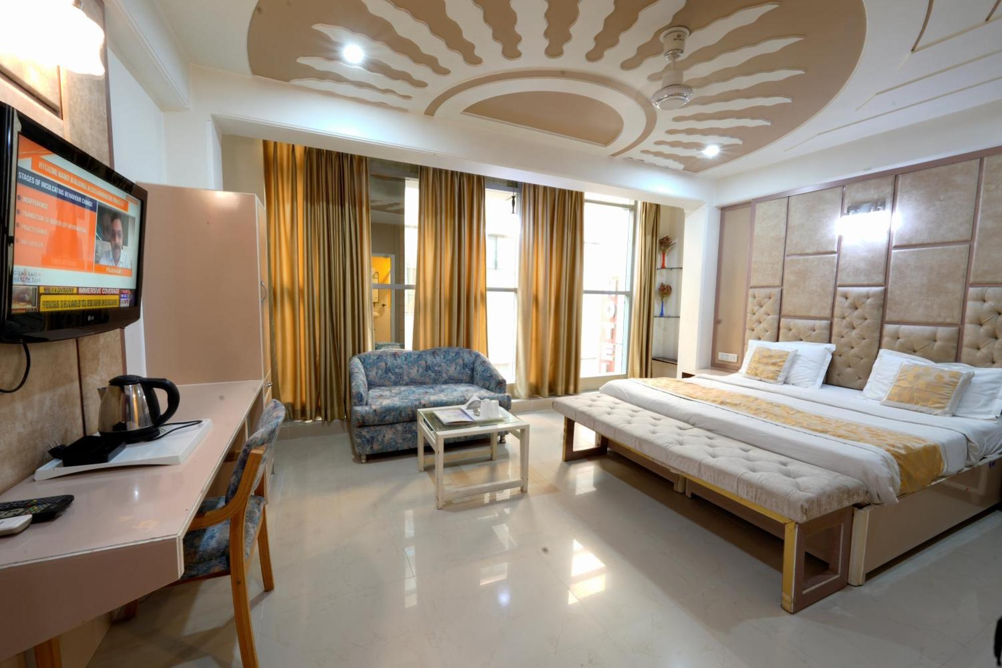 A Family Hotel Oppera Near Igi Airport New Delhi Exterior photo