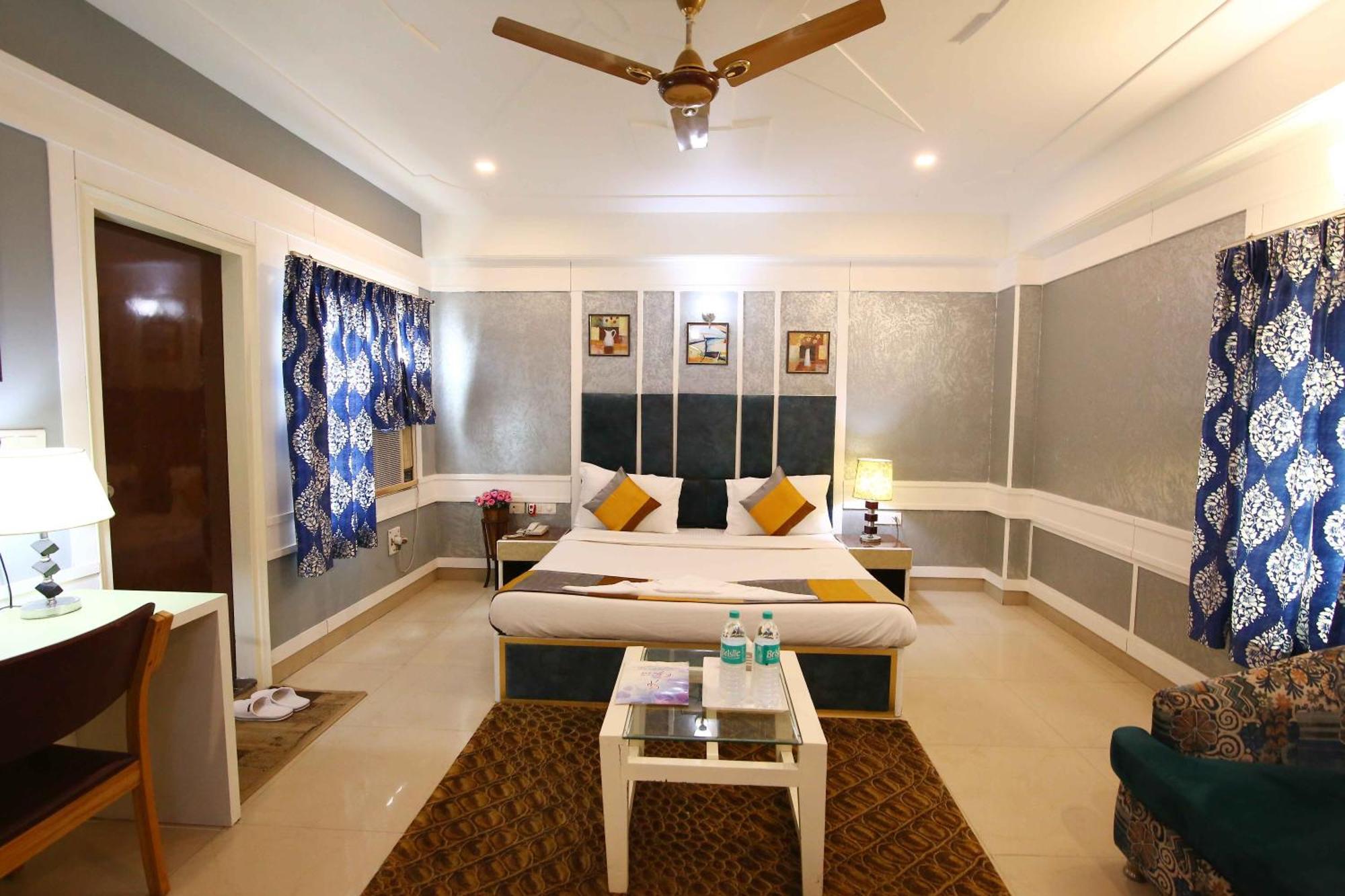 A Family Hotel Oppera Near Igi Airport New Delhi Exterior photo