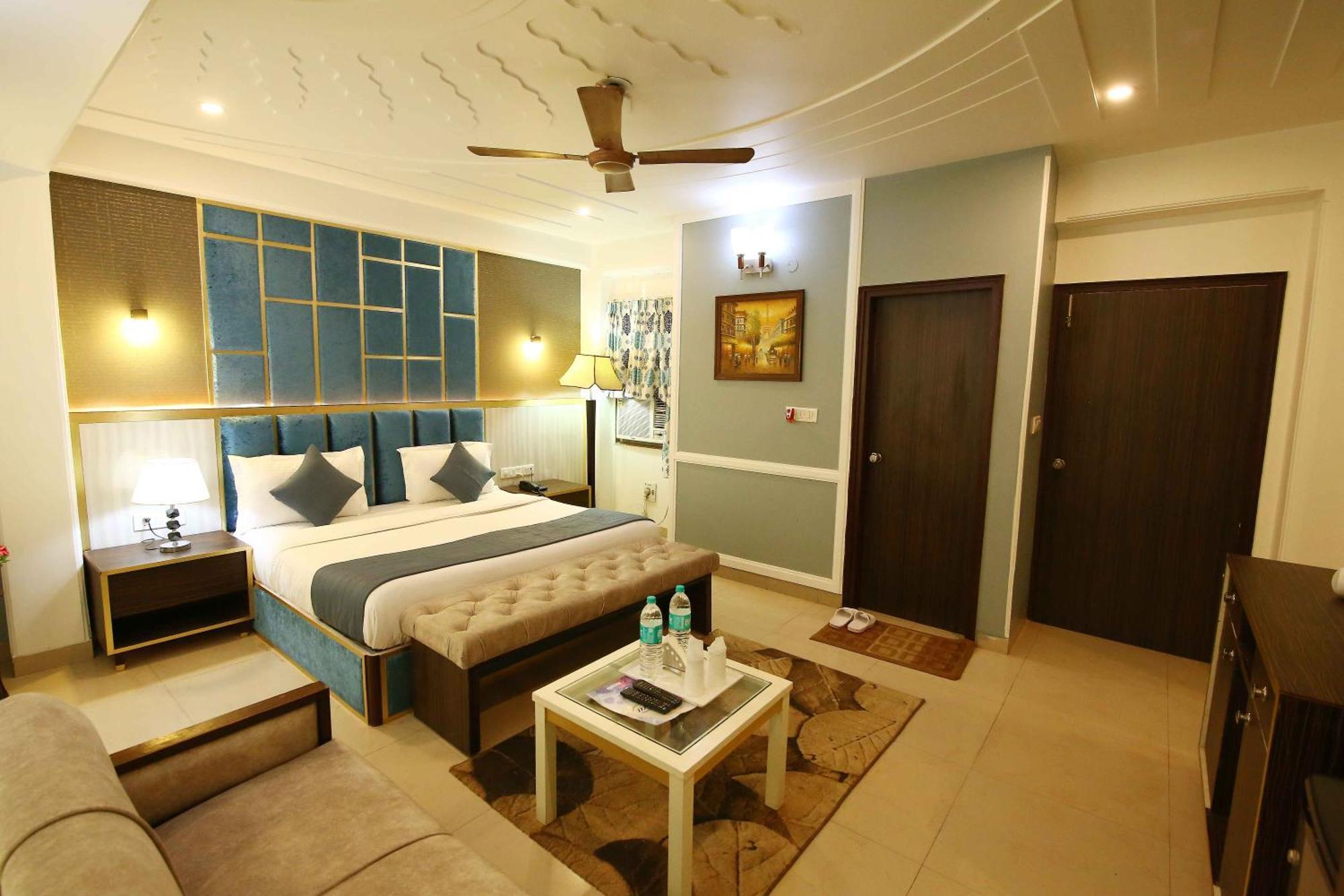 A Family Hotel Oppera Near Igi Airport New Delhi Exterior photo